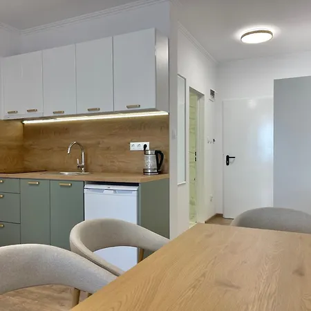Carina - Private - Bsr - 4 Appartement